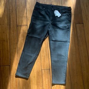 Universal Standard Mid Rise Skinny Jeans Black